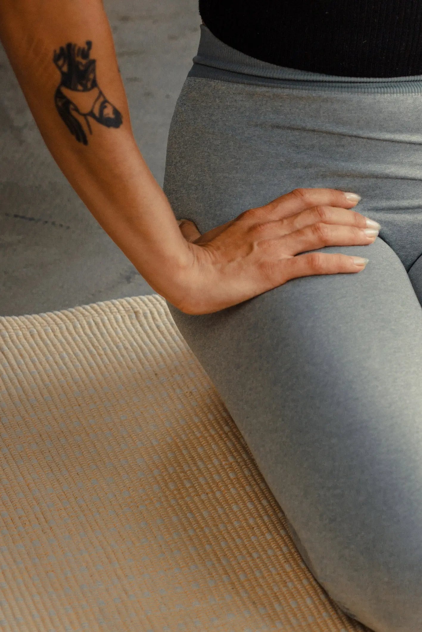 Tapis de yoga YAMA 7 – vue 4 – Mahola – artisanal
