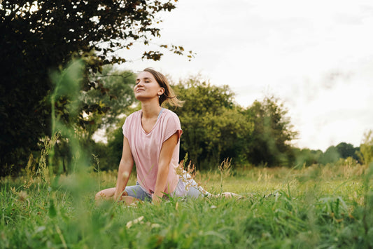 Profiter de l'énergie printanière pour sa pratique du yoga