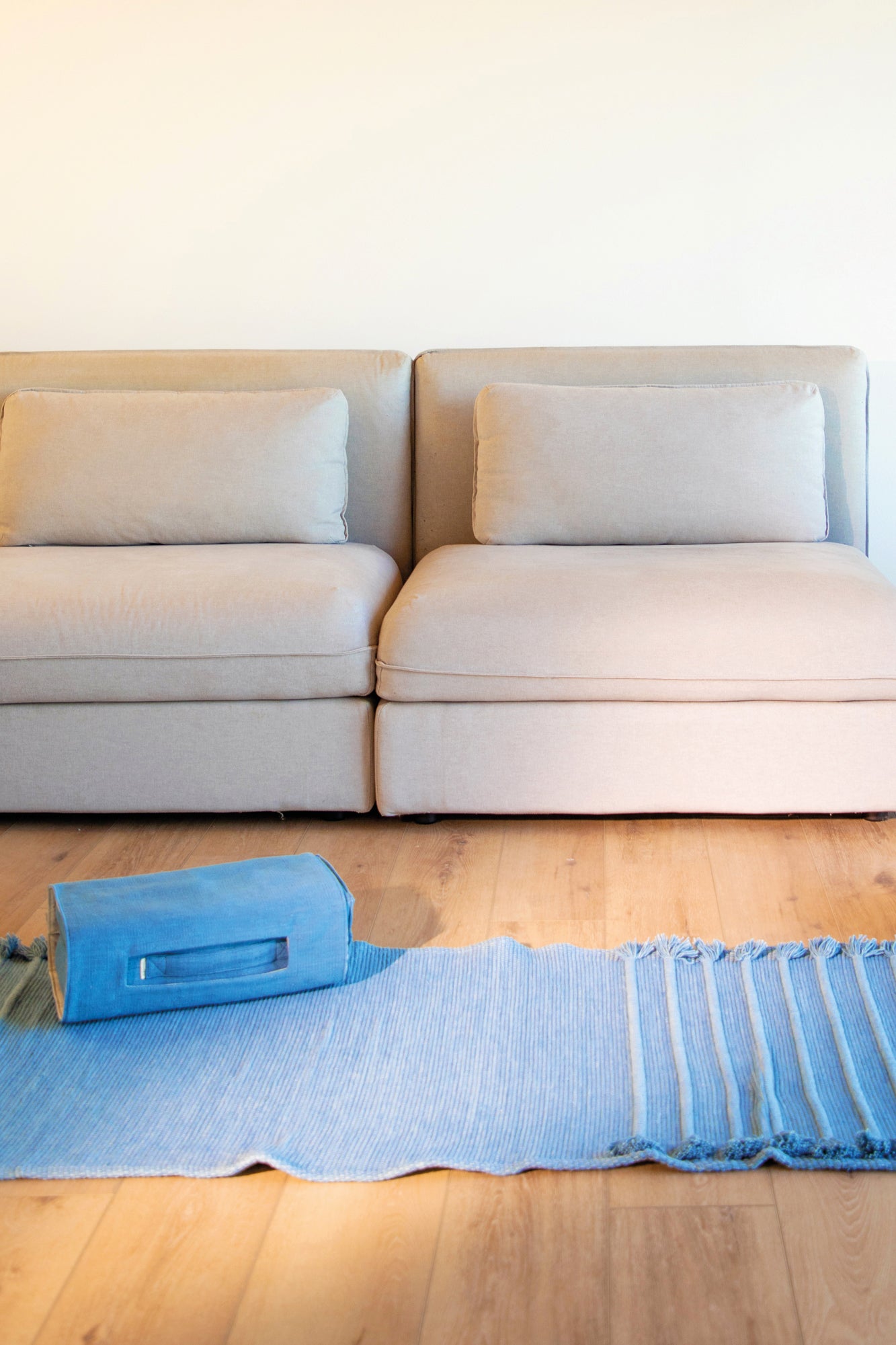 FOLDABLE CUSHION